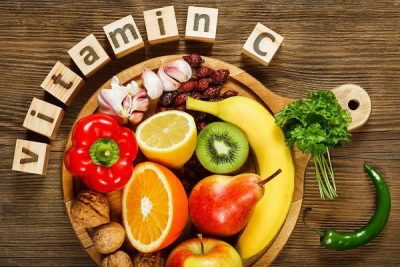 Vitamin-C-có-nhiều-trong-các-loại-trái-cây-rau-củ.